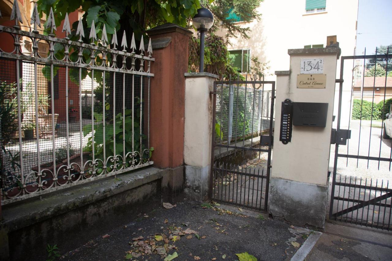 Central Avenue B&B Bologne Extérieur photo